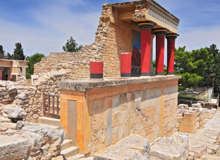 Minoan Palace of Knossos <strong>20-minute drive</strong>